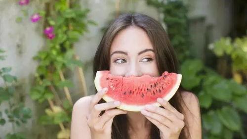 今日吃瓜感悟 人,吃瓜群众视角下的生活百态