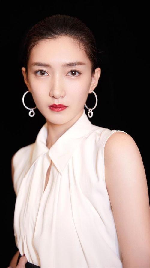 明星照片,揭秘明星照片背后的故事